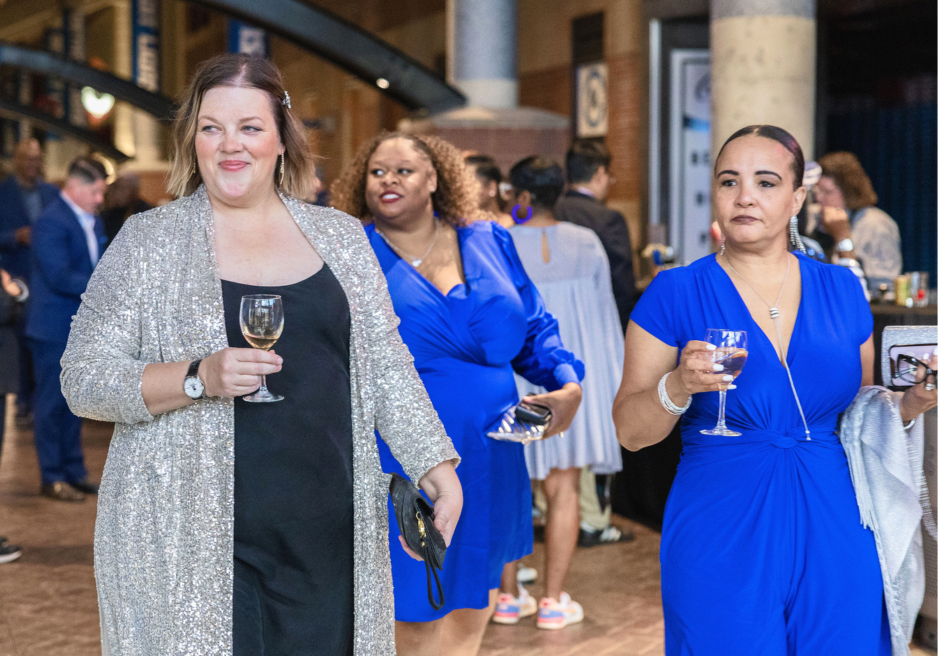 2024 Light the Way Gala photo of attendees enjoying drinks